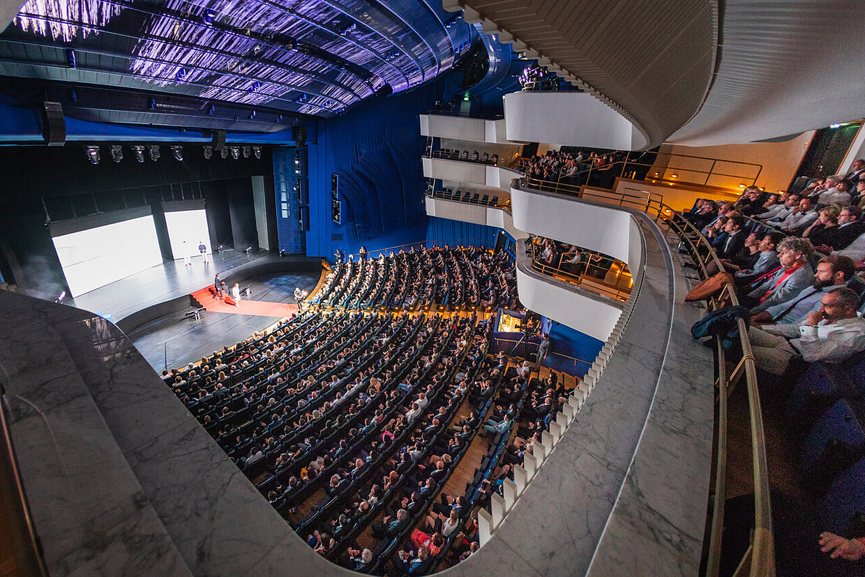 Red Dot Gala in Essen's Aalto-Theater