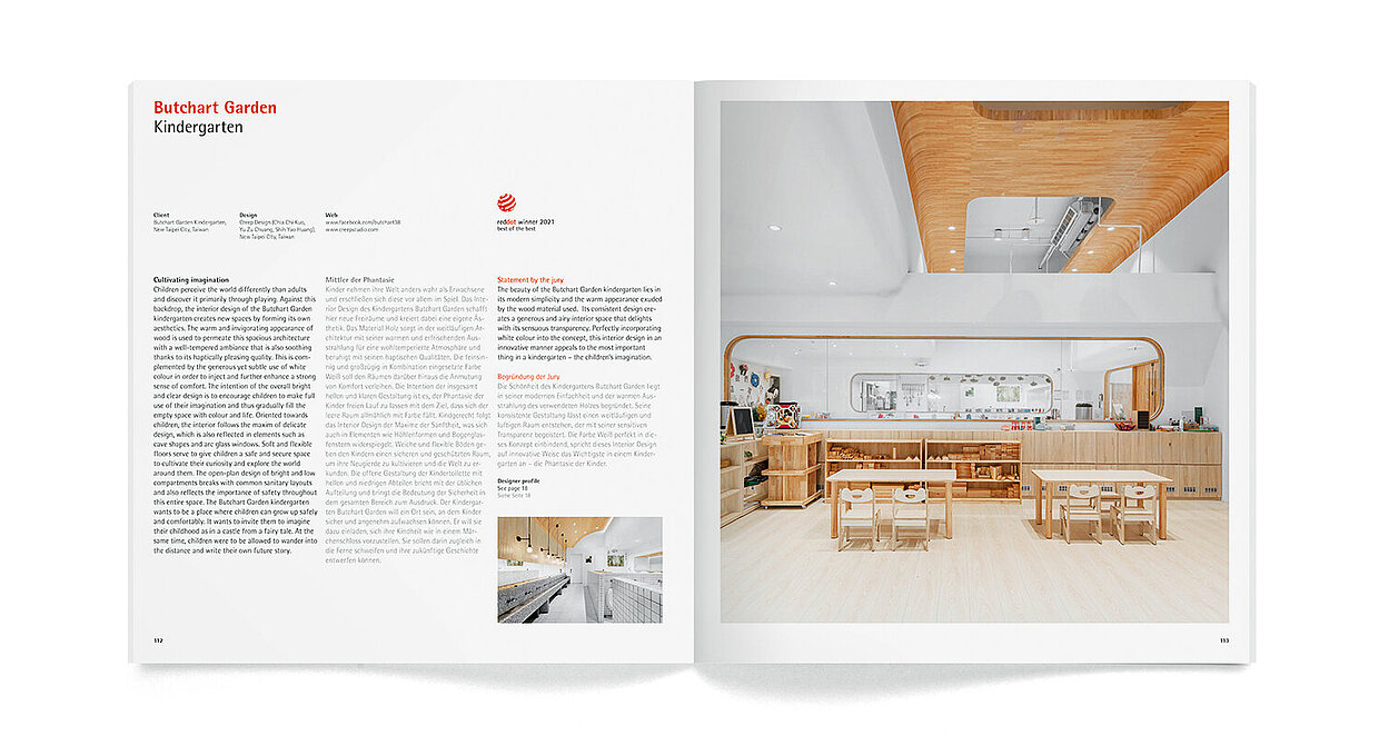 Beispielseite im Red Dot Design Yearbook 2021/22